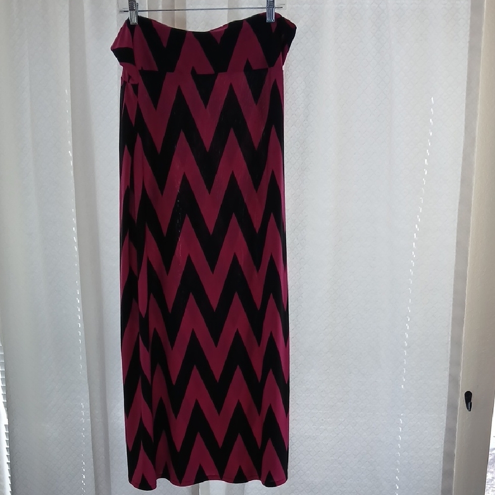 Chevron Maxi Skirt in Pink and Black